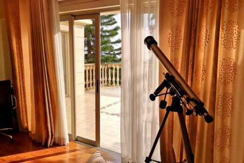 6 bedrooms Villa in Paphos, Cyprus No. 106307 8