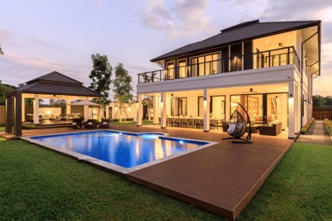 5 bedrooms House in Chiang Mai, Thailand No. 98256 1