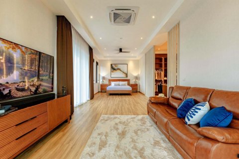 5 bedrooms House in Chiang Mai, Thailand No. 98256 13