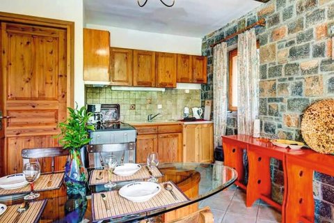 2 bedrooms Villa in Agios Nikolaos, Greece No. 108820 8