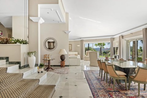 4 bedrooms Villa in Auribeau-sur-Siagne, France No. 68873 5