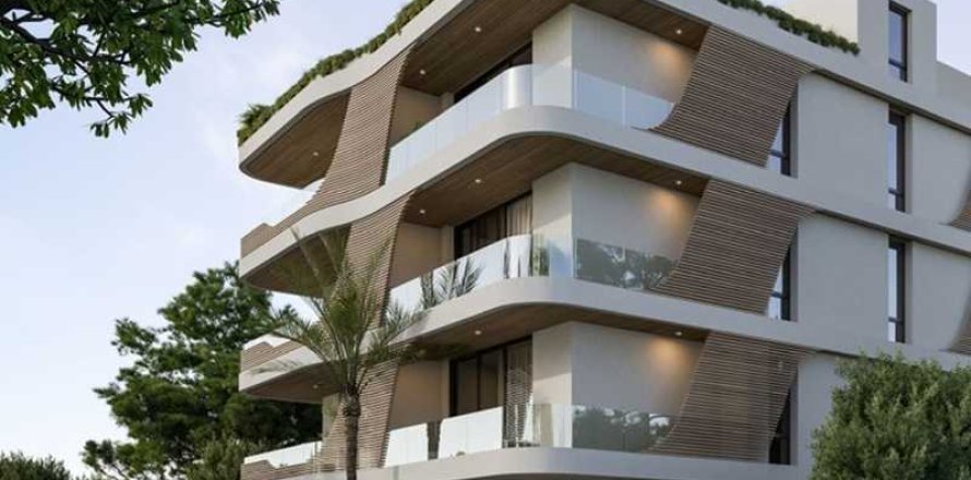 3 bedrooms Penthouse in Limassol, Cyprus No. 32192