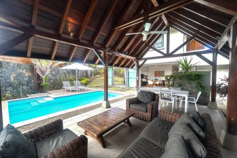 3 bedrooms Villa in Tamarin, Mauritius No. 110514 2