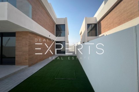 4 bedrooms Villa in Bavaria Town, Vietnam No. 86682 12