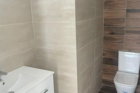 Дом с 4 спальнями в Пейя, Кипр №37253 8