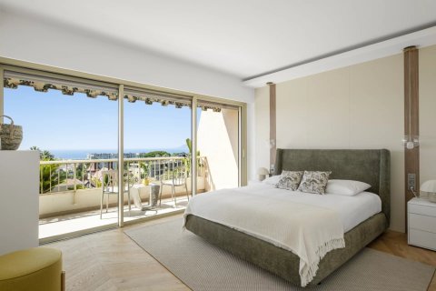4 bedrooms Apartment in Cannes, France No. 69209 5
