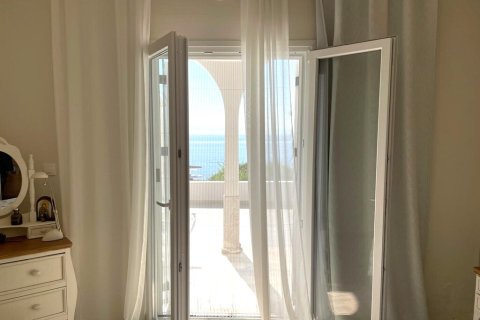 4 bedrooms House in Corfu, Greece No. 107669 4
