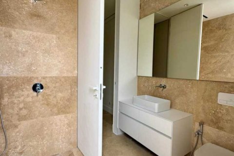 7 bedrooms House in Strovolos, Cyprus No. 100702 7