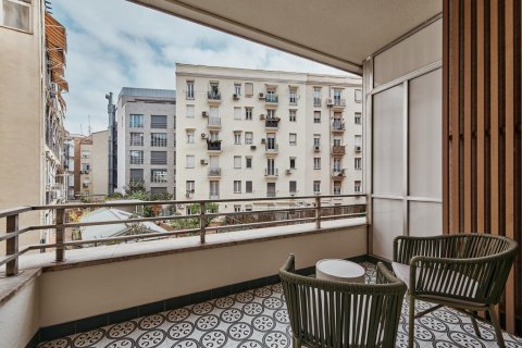 3 dormitorios Apartment en Madrid, Spain No. 126292 1