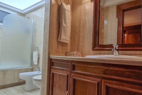 5 bedrooms Villa in Xuan Hoa, Vietnam No. 27669 9