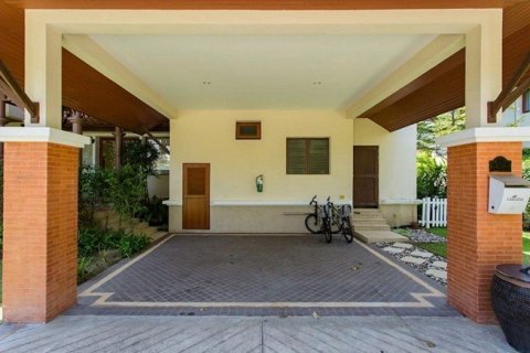 5 bedrooms Villa in Phuket, Thailand No. 96790 27