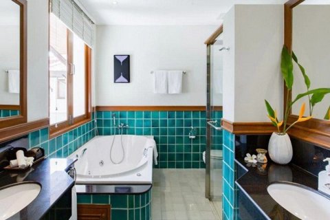 5 bedrooms Villa in Phuket, Thailand No. 96790 24