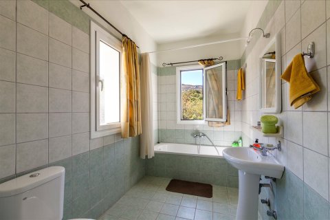 3 bedrooms Villa in Corfu, Greece No. 57995 20