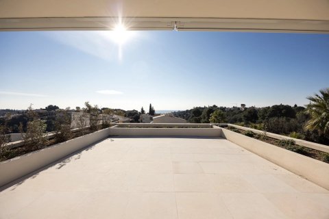 3 bedrooms Apartment in Cagnes-sur-Mer, France No. 99751 6