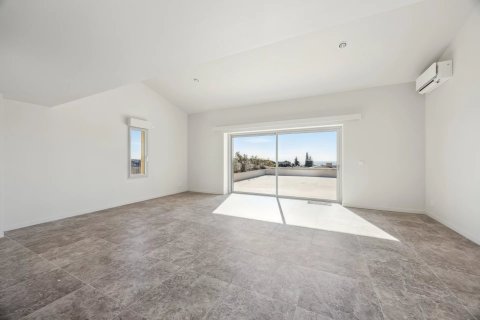 3 bedrooms Apartment in Cagnes-sur-Mer, France No. 99751 7