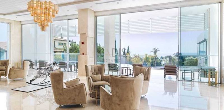 4 bedrooms Apartment in Parekklisia, Cyprus No. 74206