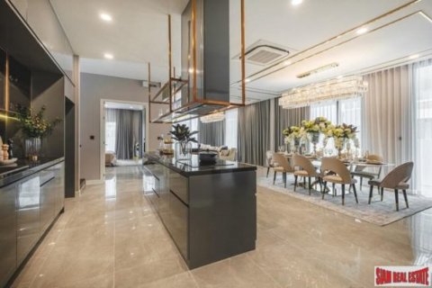 4 bedrooms Villa in Pattaya, Thailand No. 96855 3