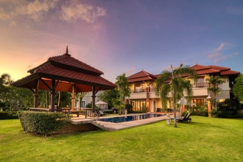 Villa in Phuket, Thailand No. 97394 5