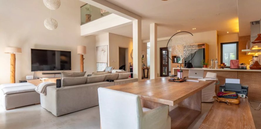 3 bedrooms Apartment in Black River, Mauritius No. 110150