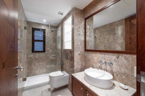 3 bedrooms Apartment in Pyrgos, Cyprus No. 41382 16