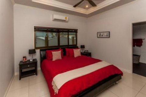 5 bedrooms Villa in Hua Hin, Thailand No. 95866 10