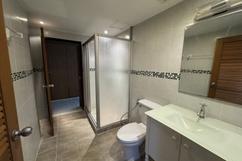 3 bedrooms Apartment in Bangkok, Thailand No. 97442 23