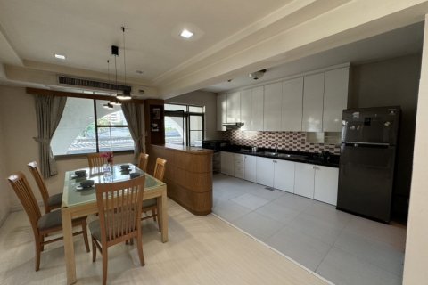 3 bedrooms Apartment in Bangkok, Thailand No. 97442 28