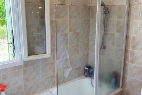 3 bedrooms House in Berneuil, France No. 69430 9