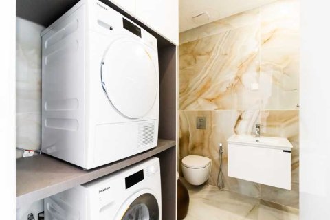 3 bedrooms Penthouse in Agios Tychonas, Cyprus No. 83600 10