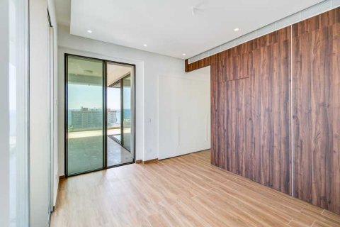 3 bedrooms Penthouse in Agios Tychonas, Cyprus No. 83600 9