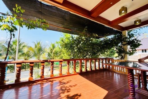 4 bedrooms Commercial property in Chiang Mai, Thailand No. 98154 21