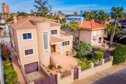 4 bedrooms House in La Veleta, Spain No. 124808