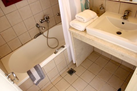 4 bedrooms House in Kranidi, Greece No. 108057 11