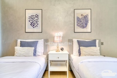 2 bedrooms Apartment in Van Duong, Vietnam No. 93368 16