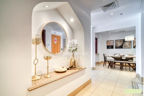 2 bedrooms Apartment in Van Duong, Vietnam No. 93368 2