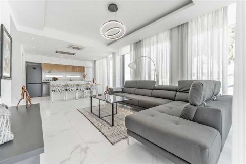 5 bedrooms House in Protaras, Cyprus No. 66501 4