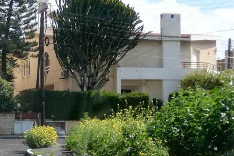 4 bedrooms House in Limassol, Cyprus No. 28750 3