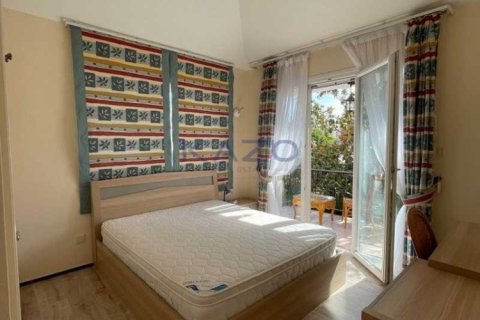 Дом с 4 спальнями в Лимассол, Кипр №63413 9