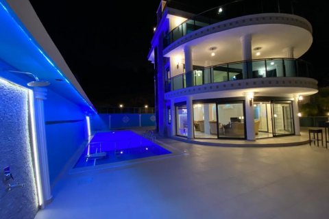 5 chambres Villa à Tri Phuong, Vietnam No. 12641 3