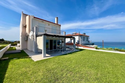 3 bedrooms House in Chalkidiki, Greece No. 108316 1