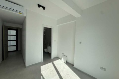 3 bedrooms Penthouse in Limassol, Cyprus No. 78392 10