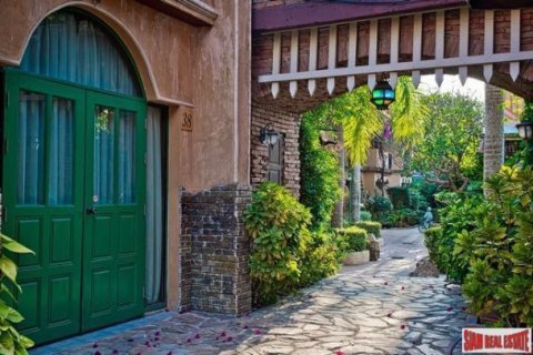 46 bedrooms Hotel in Pattaya, Thailand No. 96446 2