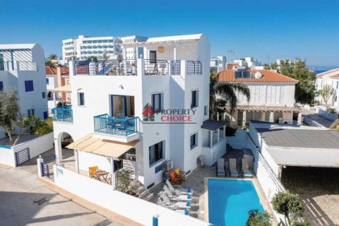 5 chambres Villa à Famagusta, Cyprus No. 29162 2