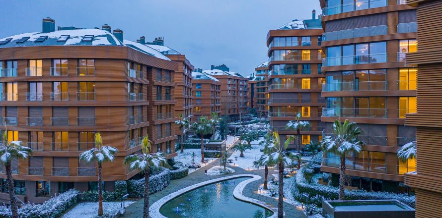 5 bedrooms Apartment in Dong Da, Vietnam No. 120690