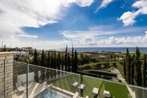 5 bedrooms Villa in Pegeia, Cyprus No. 81331 1