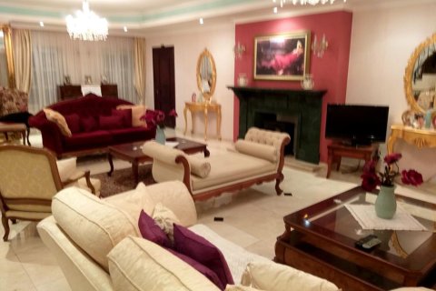 6 bedrooms Villa in Nicosia, Cyprus No. 106309 5