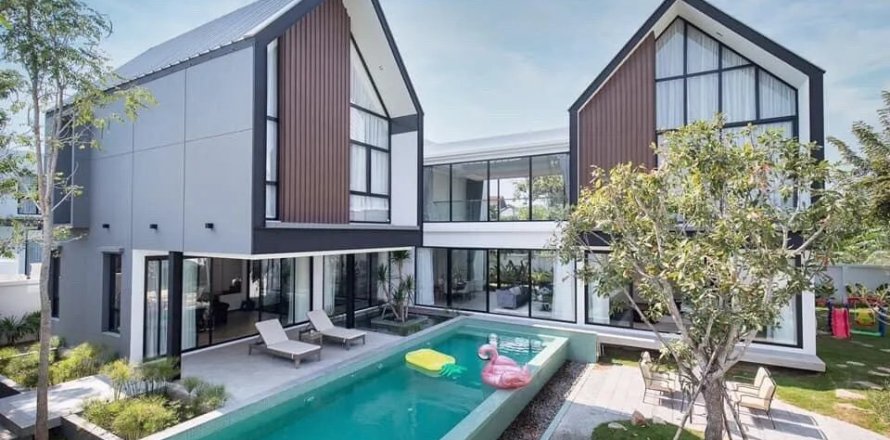 4 bedrooms House in Chiang Mai, Thailand No. 1483