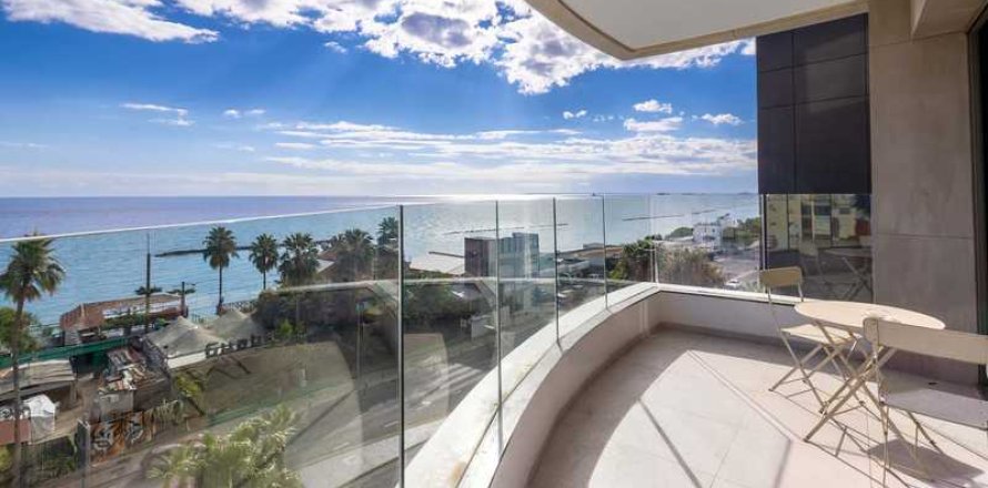 2 bedrooms Apartment in Mouttagiaka, Cyprus No. 32727