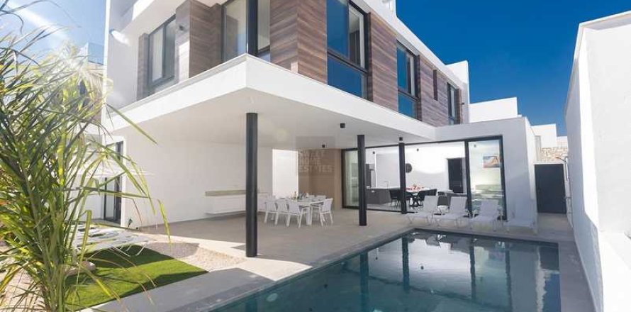 3 bedrooms House in Protaras, Cyprus No. 28742