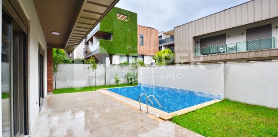 Вилла с 6 комнатами в Коньяалты, Турция №14453